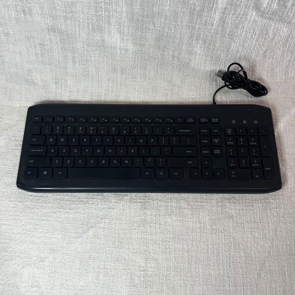 onn‎ Wired USB Keyboard Computer Laptop 5 ft USB Cable 104-Keys Black Wired USB